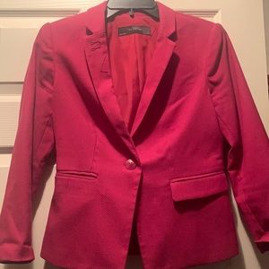 Women’s dark pink blazer